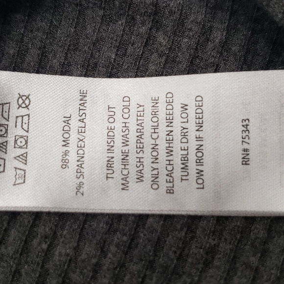 Rachel Zoe Ribbed Gray Quarter Sleeve Dark Gray Knit Top - Picture 7 of 8